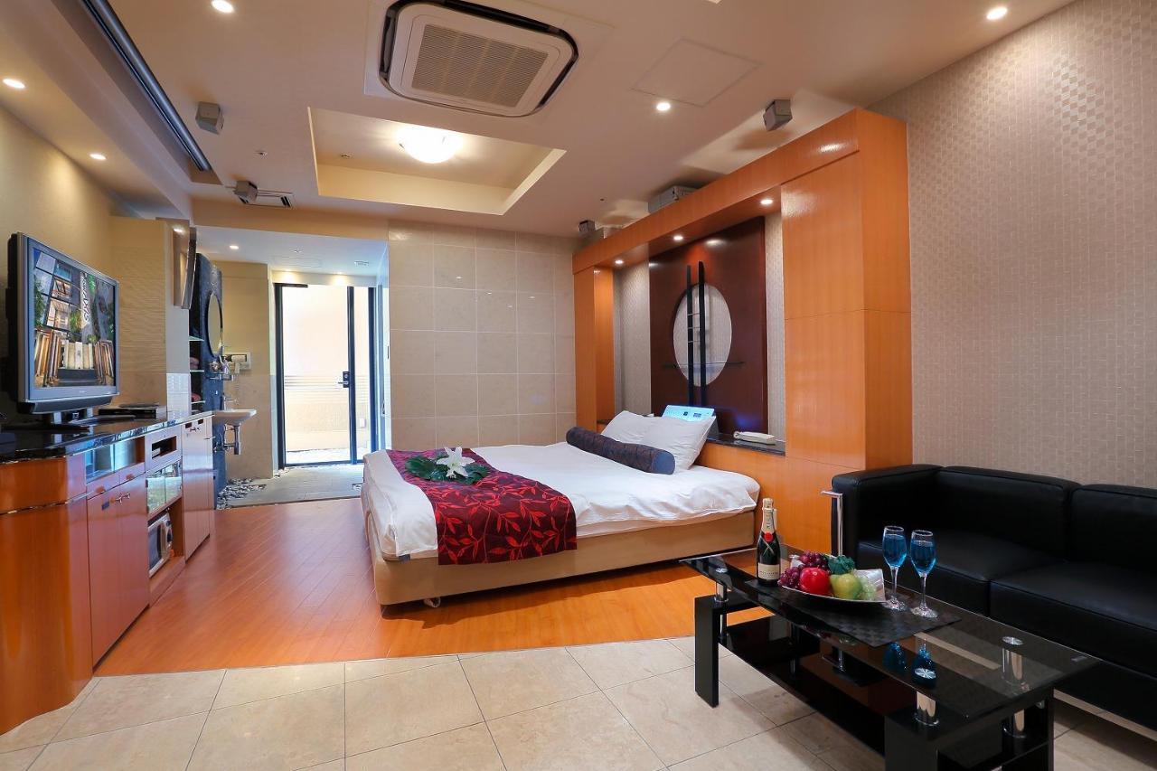 Hotel Axis -アクシス- (Adults Only) Osaka Zewnętrze zdjęcie
