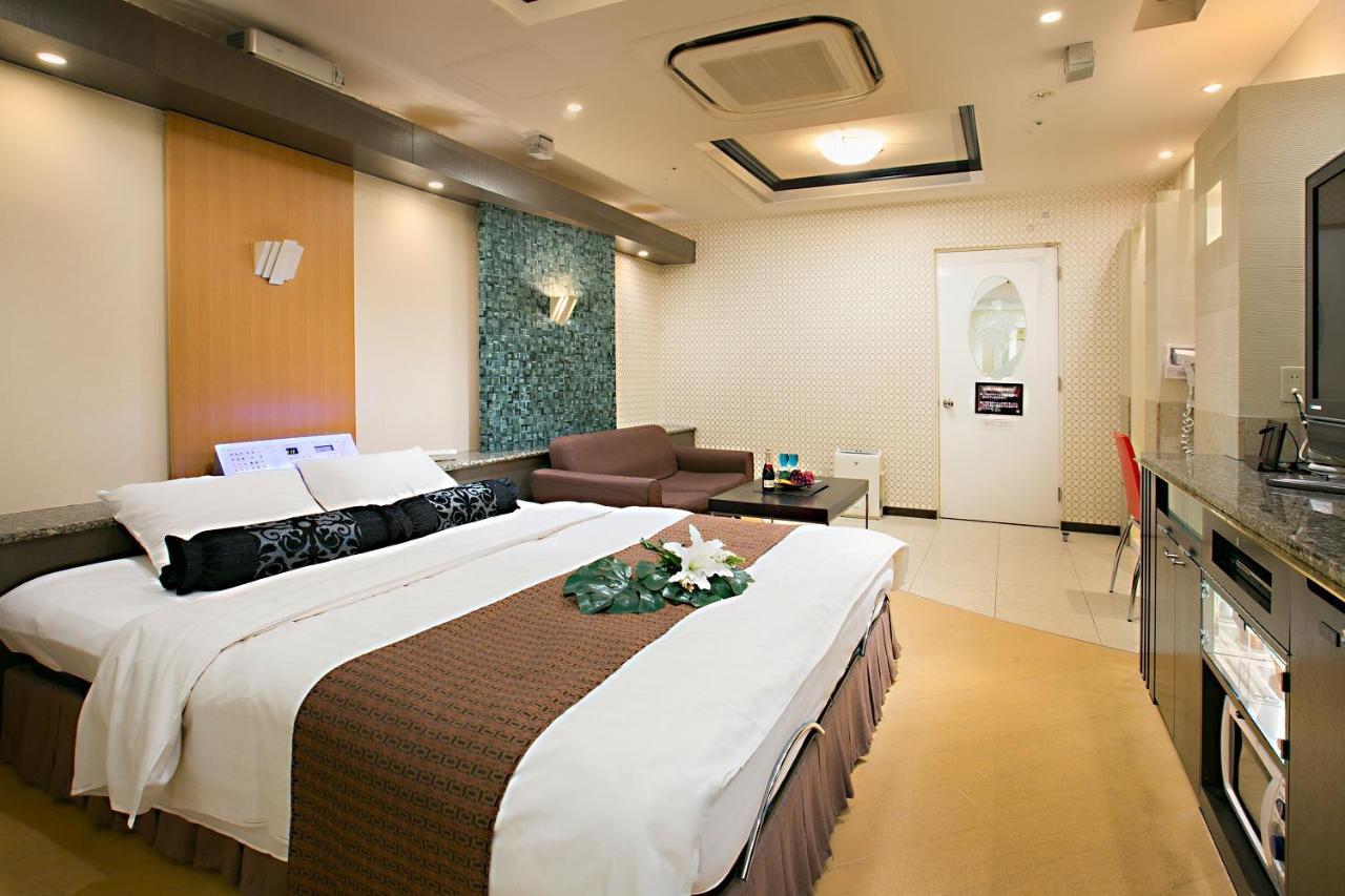 Hotel Axis -アクシス- (Adults Only) Osaka Zewnętrze zdjęcie